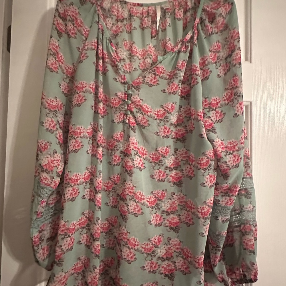 Lauren Conrad Floral Print Women's Top